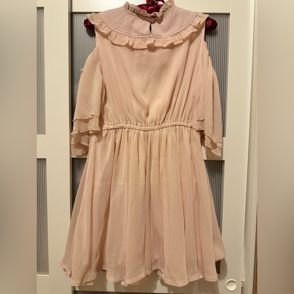 LIZ LISA PINK EMBROIDERED FLOWERS OFF SHOULDER DRESS - Picture 2 of 7